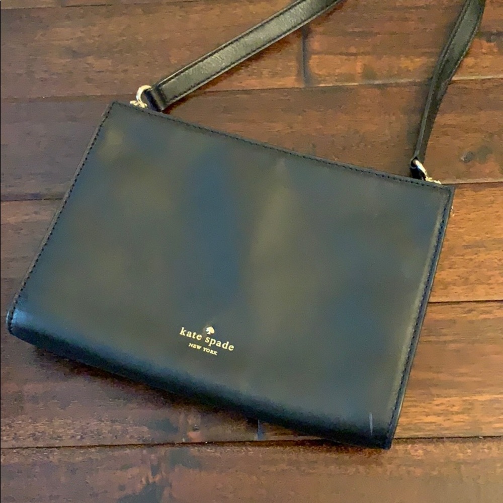 Classic Kate Spade black leather crossbody purse - Picture 3 of 8